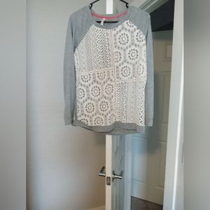 Light long sleeve shirt